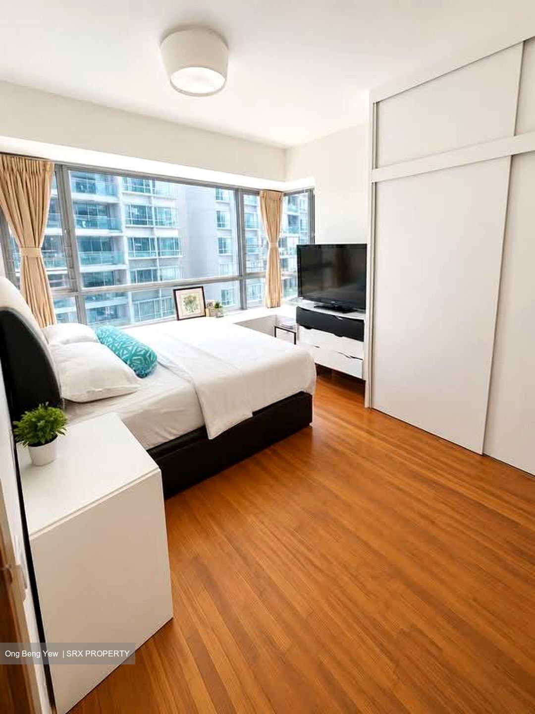 Waterfront Key (D16), Condominium #567696851